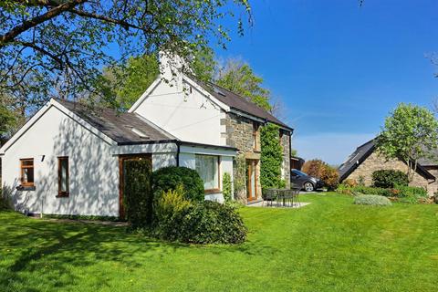 undefined, Private and Scenic Setting - Close to Tregaron