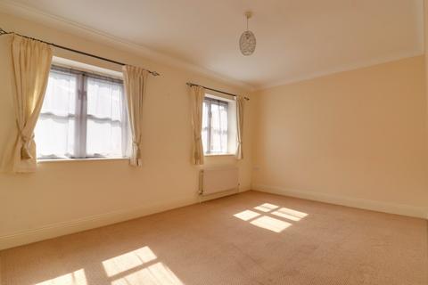 2 bedroom apartment for sale, St. Michaels Mews, St. Michaels Road, CM7