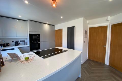 7 Blunstone Close, Crewe, CW2 8LS