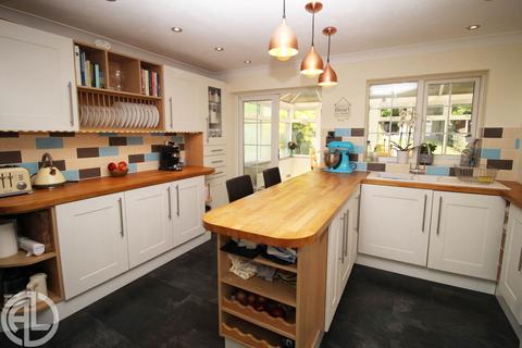 84 Common View, Letchworth Garden City, SG6 1DD