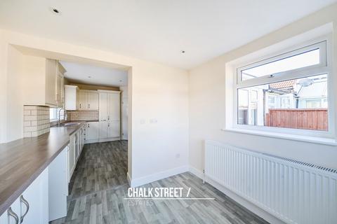85 Alma Avenue, Hornchurch, RM12 6SS