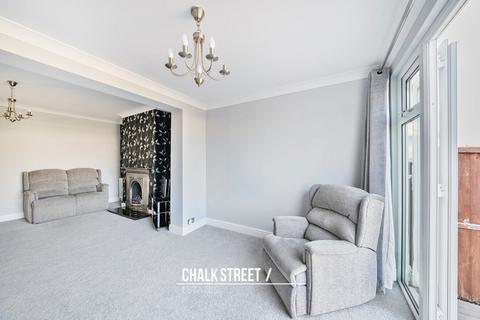 85 Alma Avenue, Hornchurch, RM12 6SS