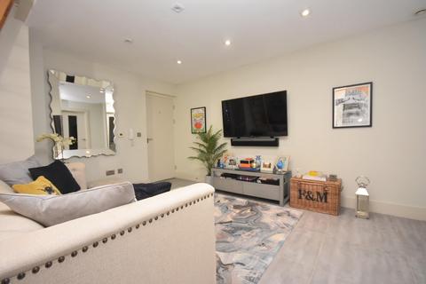 1 bedroom apartment for sale, Salus, 2 Alcedonia, Albert Road, Penarth, CF64 1BY