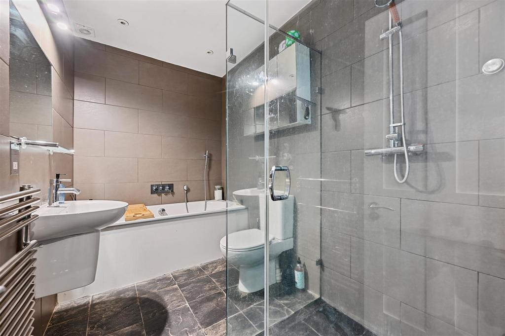 Sinclair Road - Shower Room