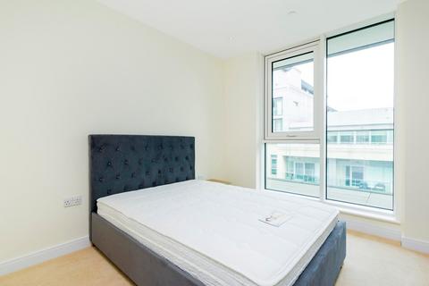3 bedroom apartment for sale, Cascade Court, 1 Sopwith Way, London, SW11