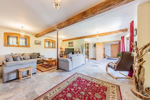 6 bedroom barn conversion for sale, Vicarage Lane, Ospringe, ME13