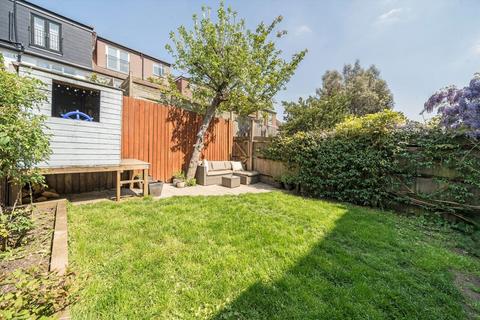 38 Holmesley Road, London, SE23 1PJ