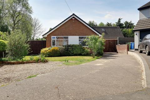 5 bedroom detached bungalow for sale, The Crescent, Welton