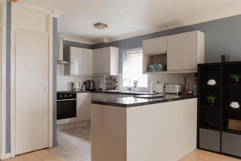 1 bedroom apartment for sale, Holmesdale Road, Reigate