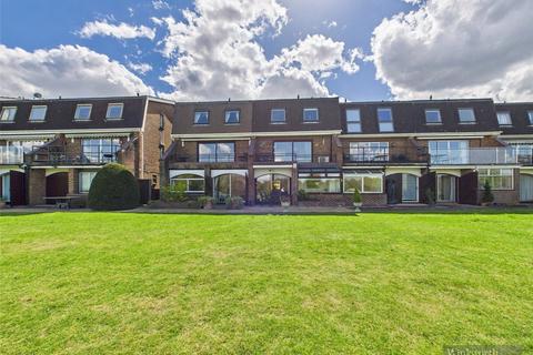 33 Ditton Reach, Thames Ditton, KT7 0XB
