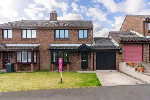 2, Woodlands View, Douglas