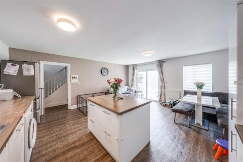 2, Lakedale Court Waterside, Crayford, Dartford, DA1 4GD
