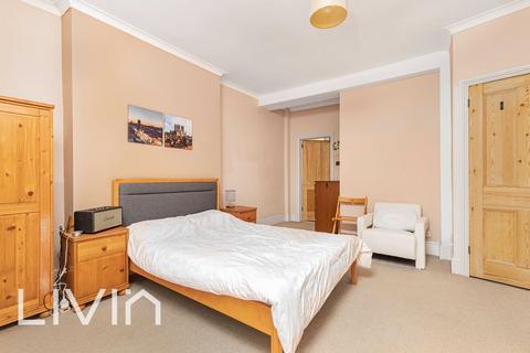 96 Waddon Road, Croydon, CR0 4JG