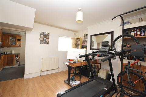 10 Greenfield Road, Folkestone, CT19 6EP