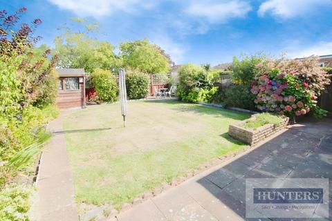2 bedroom semi-detached bungalow for sale, Rudland Road, Bexleyheath