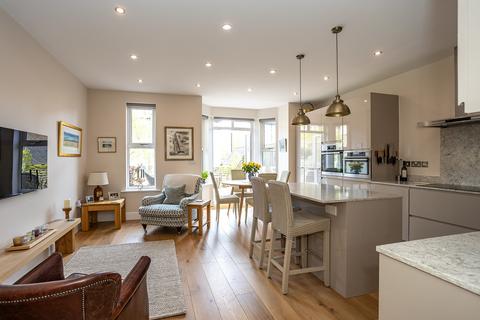 10 Beech Close, Harrogate, HG2 0FE