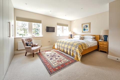 10 Beech Close, Harrogate, HG2 0FE