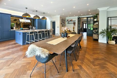 6 bedroom detached house for sale, Rutland Drive, Harrogate