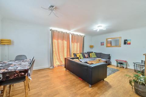 122 Benhill Avenue, Sutton, SM1 4DL