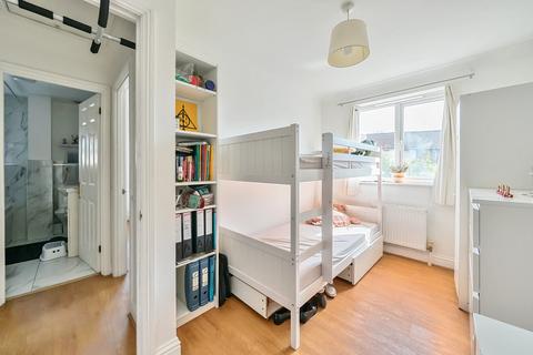 122 Benhill Avenue, Sutton, SM1 4DL