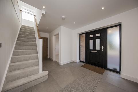4 bedroom detached house for sale, Walshes Road, Crowborough