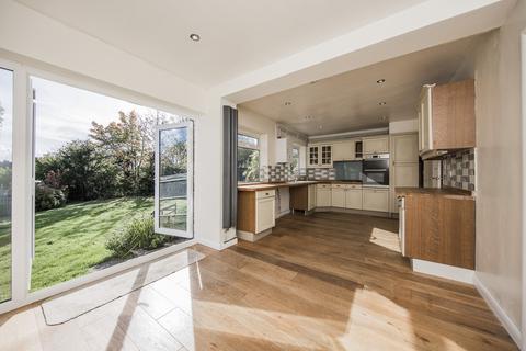 4 bedroom chalet for sale, Mill Road, Heathfield