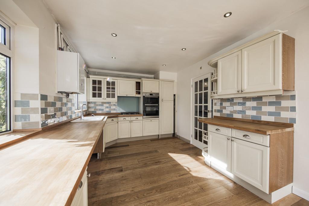 NEW Kitchen Area