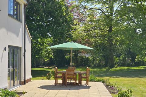4 bedroom detached house for sale, Main Road, East Boldre SO42