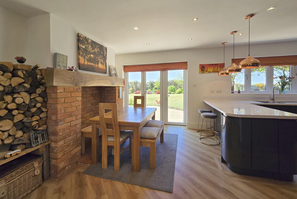 UTR Breakfast Area
