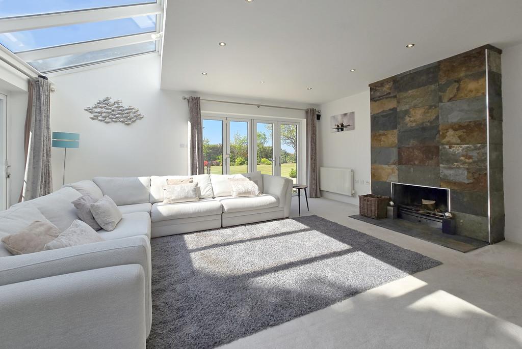 UTR Sitting Room 2