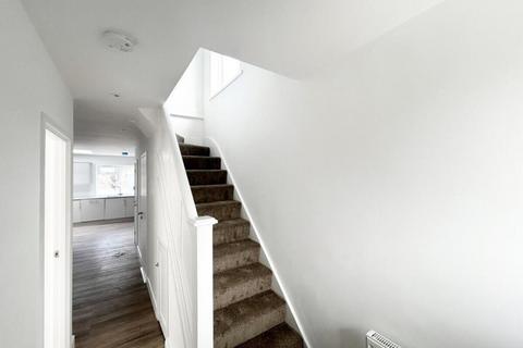 4 bedroom semi-detached house to rent, 4 bedroom semi-detached house to rent