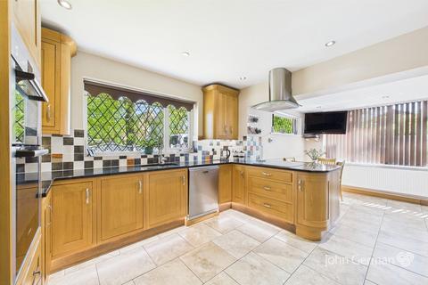 6 bedroom detached house for sale, Agar Nook Lane, Coalville