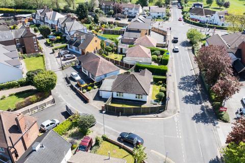 2 bedroom detached bungalow for sale, Meadow Lane Chilwell, Beeston, Nottingham, Nottinghamshire, NG9