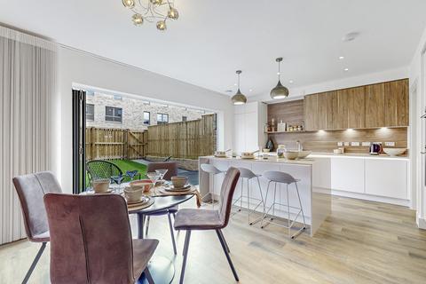 5 bedroom townhouse for sale, Rector Gardens, Glasgow G13