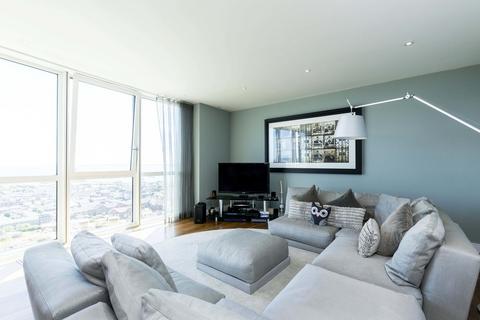 2 bedroom apartment to rent, Gunwharf Quays, Portsmouth PO1