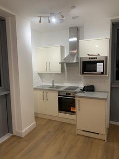 Studio to rent, Wigham House, Wakering Road, IG11