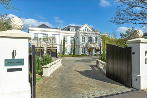 Brooklands Fairoak Lane, Oxshott, Leatherhead, KT22 0TN