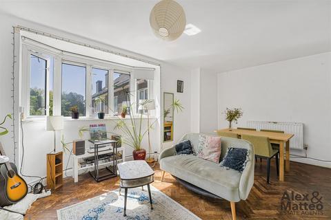 3 bedroom flat for sale, Jamaica Road, Bermondsey, SE16