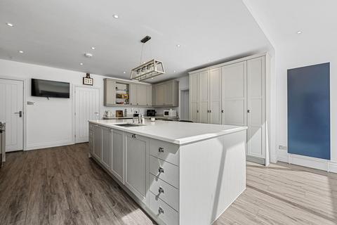 4 bedroom detached house for sale, Station Road, Wickham Bishops