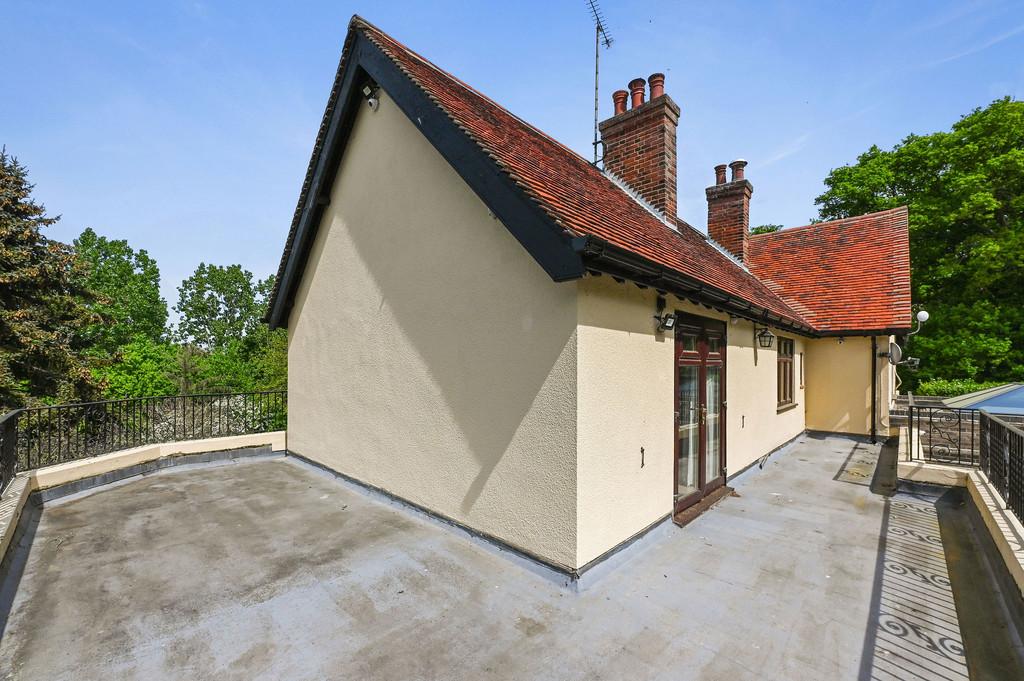 OL-FC(COL)-Gate House-13