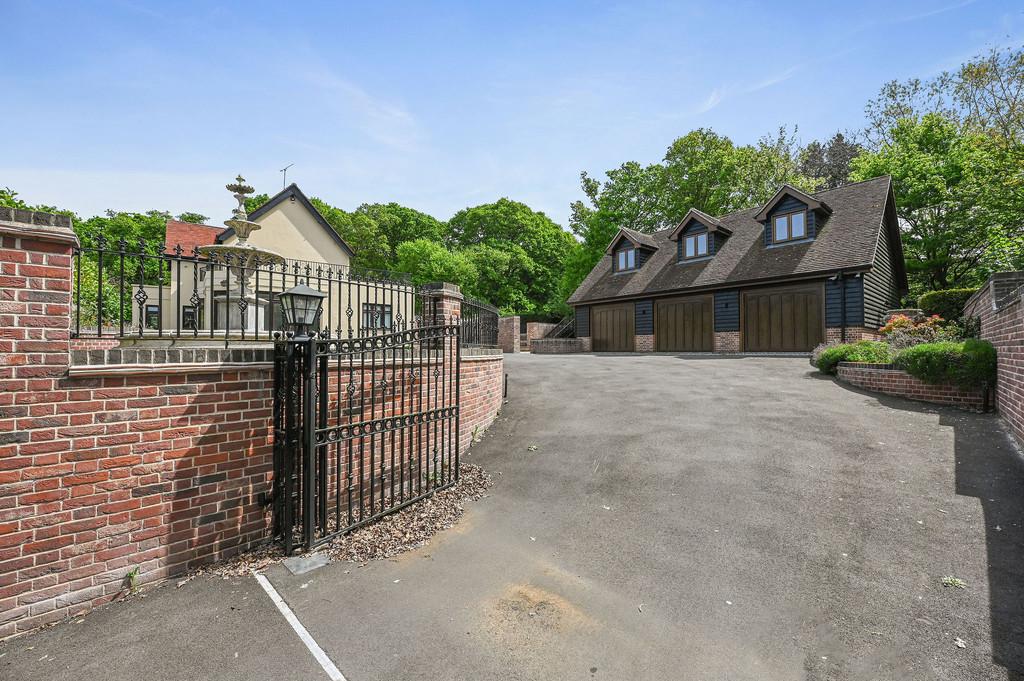 OL-FC(COL)-Gate House-40