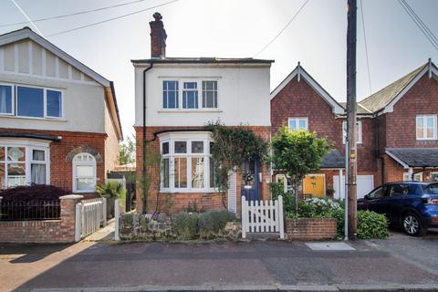 4 bedroom detached house for sale, Culverden Avenue, Tunbridge Wells TN4