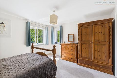 5 Bramble Close, Great Boughton, Chester, CH3 5XN