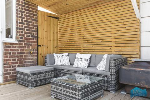63 Brownlow Road, London, N11 2BJ
