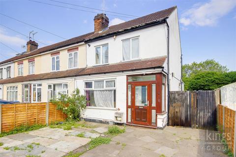 76 Medcalf Road, Enfield, EN3 6HL