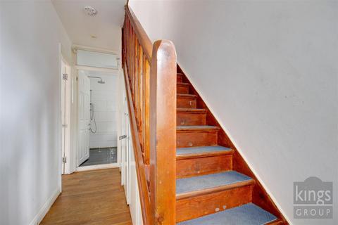 76 Medcalf Road, Enfield, EN3 6HL