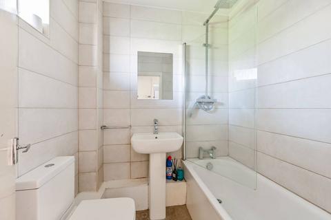 66 Lansdowne Way, London, SW8 2DR