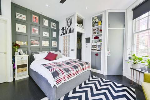 undefined, Monmouth Street, WC2H, Covent Garden, London, WC2H