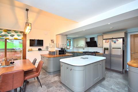 4 bedroom detached house for sale, Sanderling Rise, Burntwood, WS7