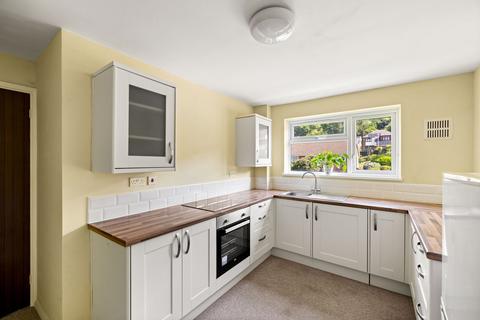 2 bedroom flat for sale, Leyburne Road, Dover, CT16